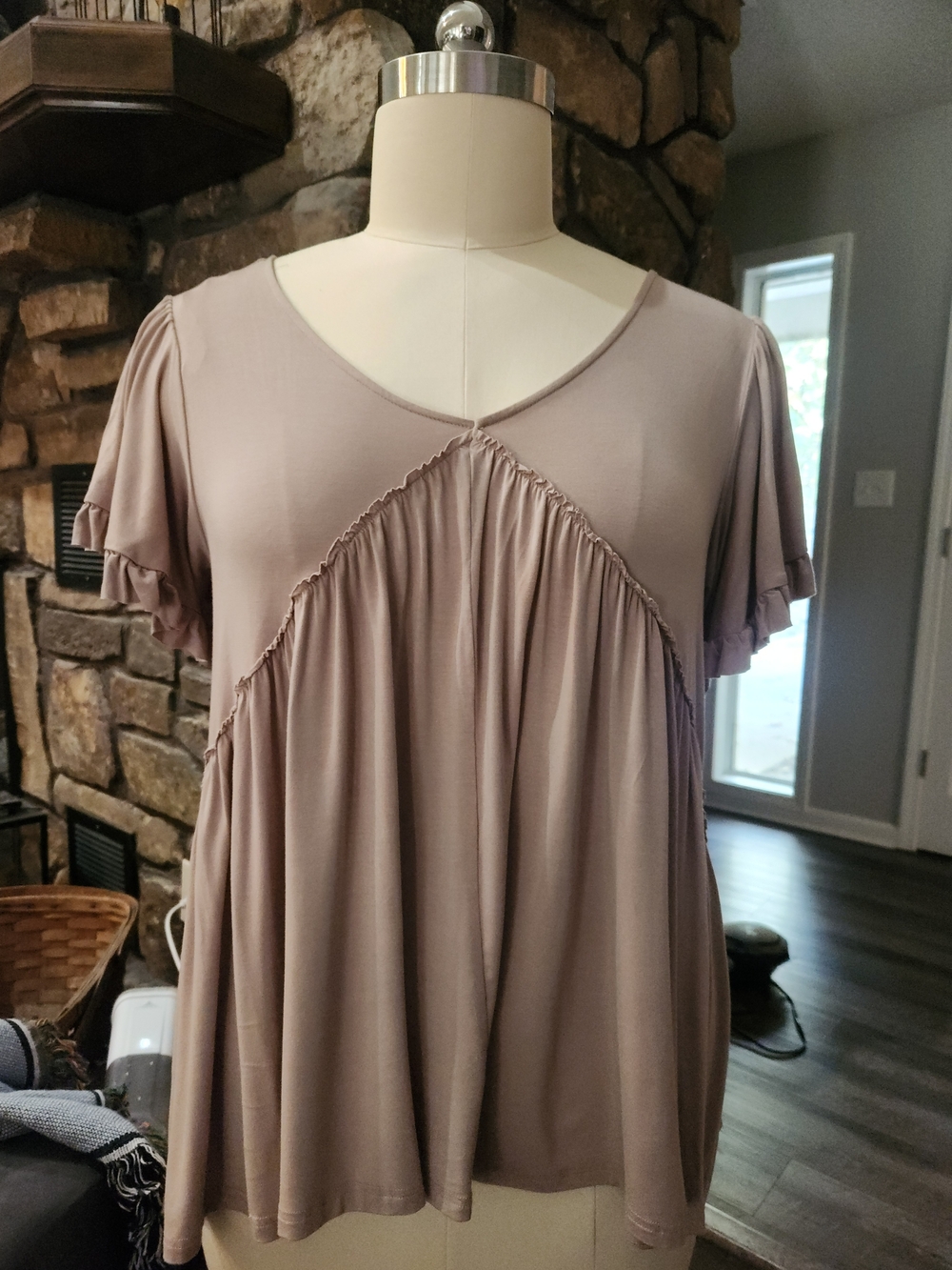 Kori Mauve V-Neck Ruffle Sleeve Tunic